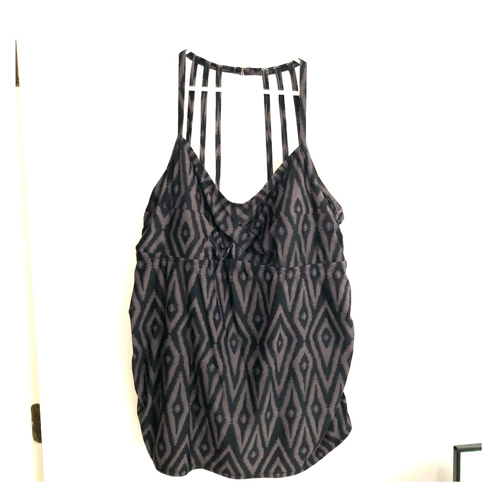 Bathing suit top!  So cute!😍